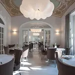 Park Italia 4*