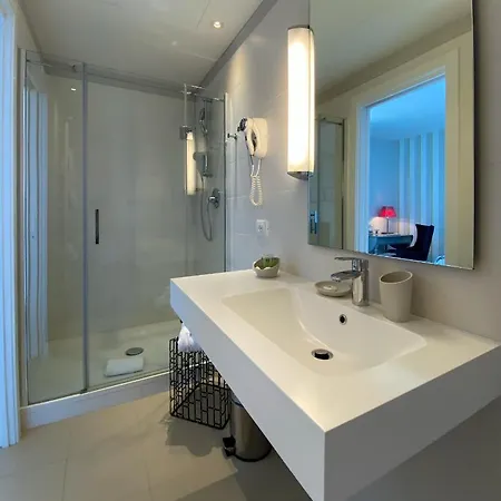 Ξενοδοχείο Park Italia 4*