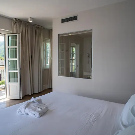 Park Italia 4*