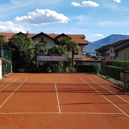 Park Italia 4*
