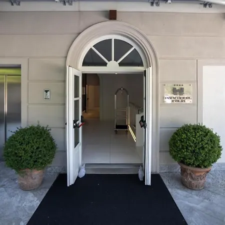 Park Italia Hotel 4*
